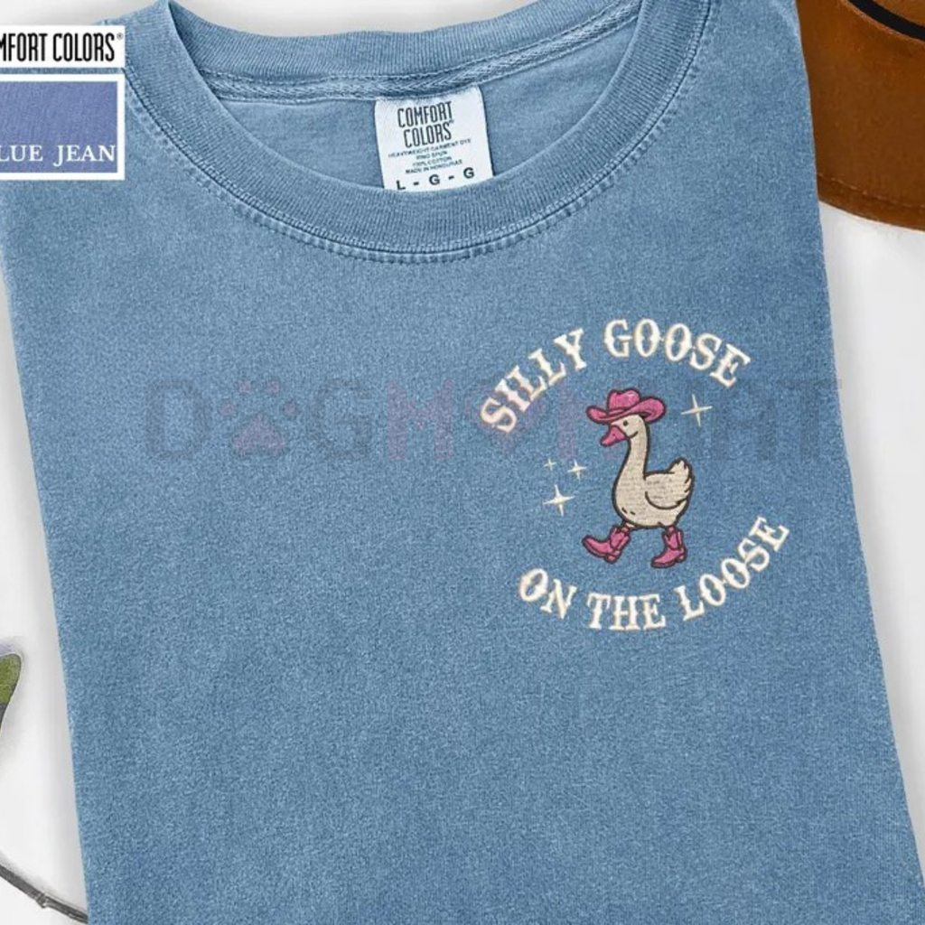 Funny Goose on the Loose Graphic Tee