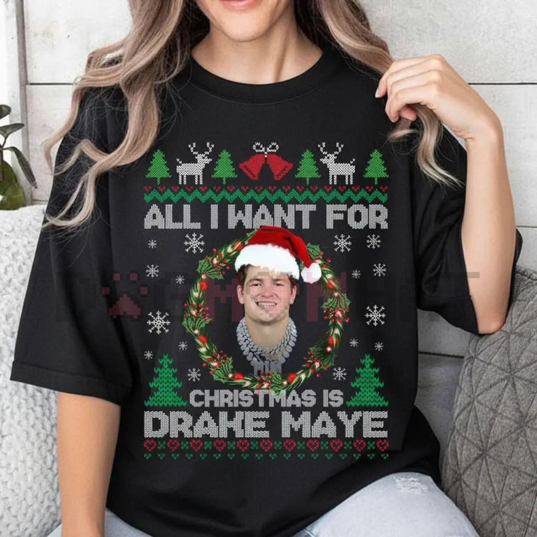 Drake Maye Throwback Rookie T-Shirt – Distressed Vintage Quarterback Streetwear Tee