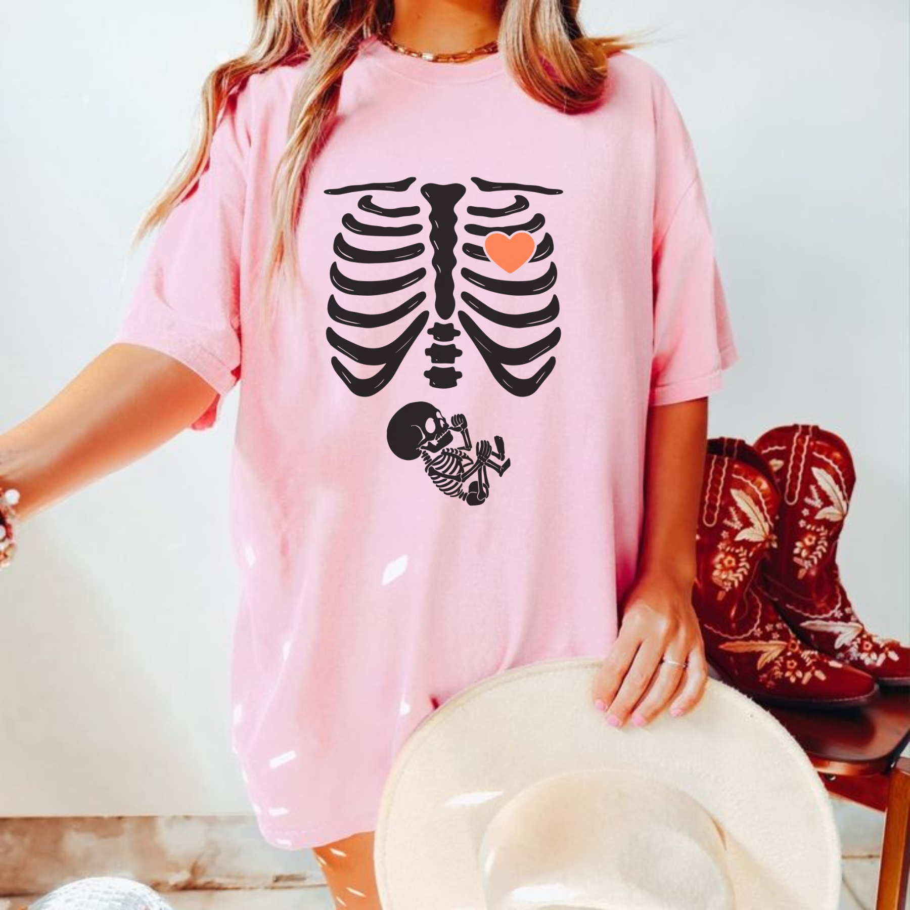 Skeleton Halloween Maternity T-Shirt – Funny Pregnancy Announcement Tee